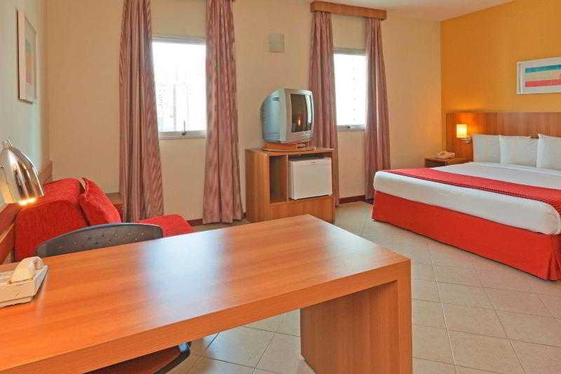 Holiday Inn Express Avenida Sumare San Paolo Camera foto